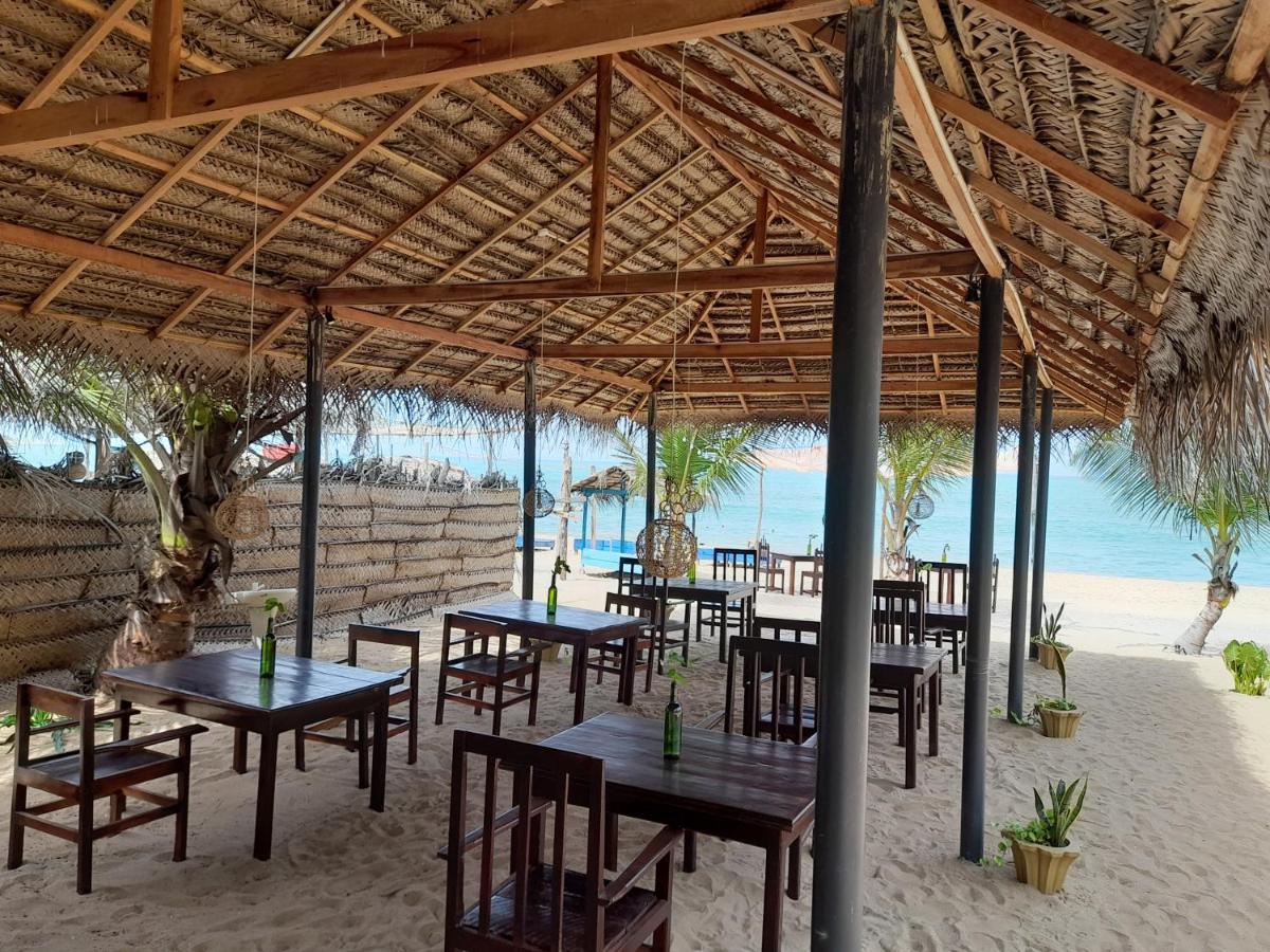 Golden Beach Chalets Аругам Экстерьер фото